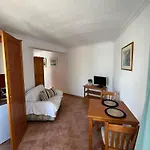 Hostal Restaurante Cala